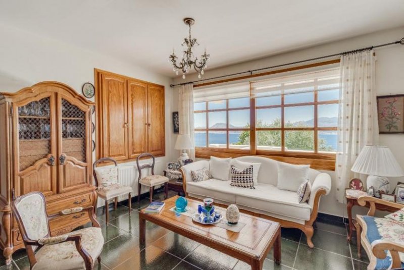 Marathi Kreta, Marathi: Majestätisches Anwesen mit Panoramablick auf Meer und Berge zu verkaufen Haus kaufen